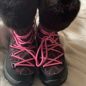 Bear paw boots